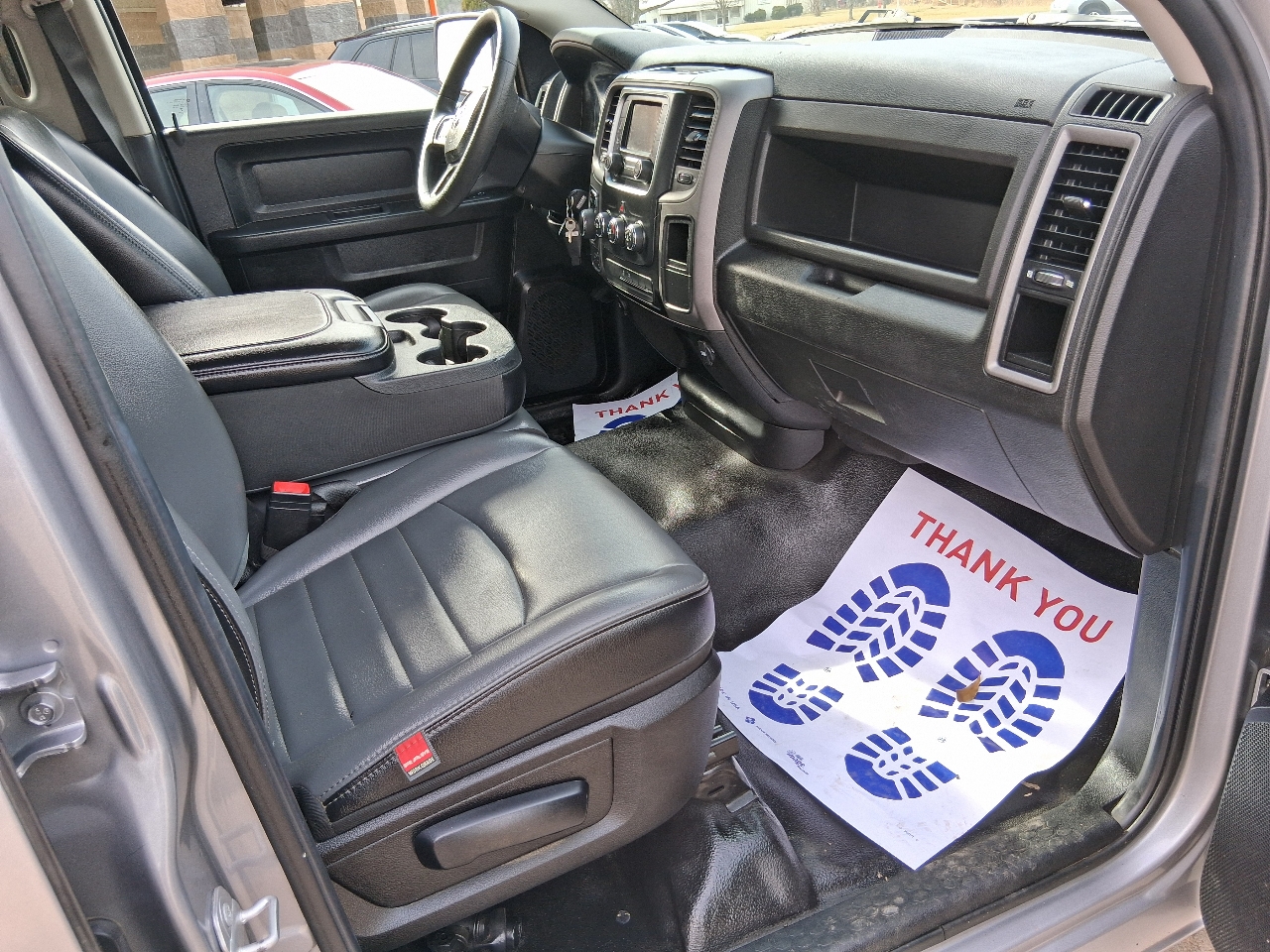 RAM 1500 Classic Tradesman 4x4 Quad Cab 6'4" Box 2022