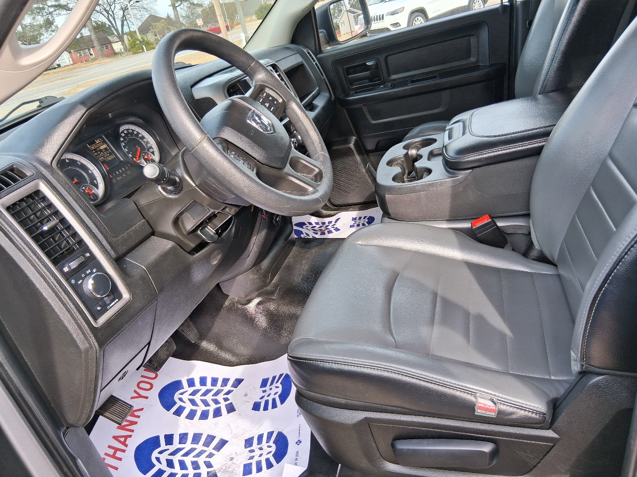 RAM 1500 Classic Tradesman 4x4 Quad Cab 6'4" Box 2022