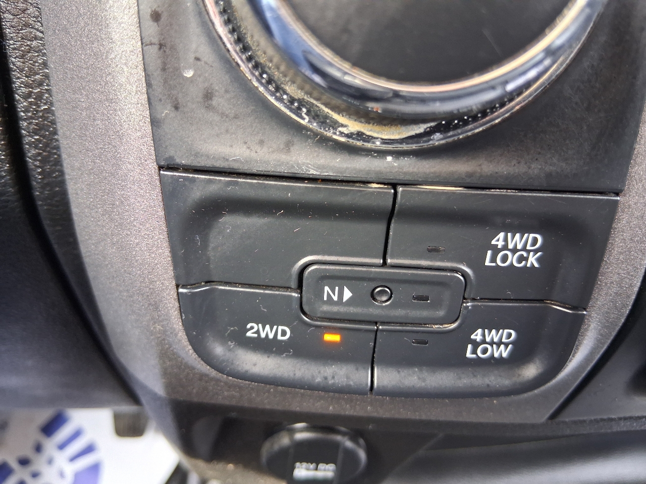 RAM 1500 Classic Tradesman 4x4 Quad Cab 6'4" Box 2022