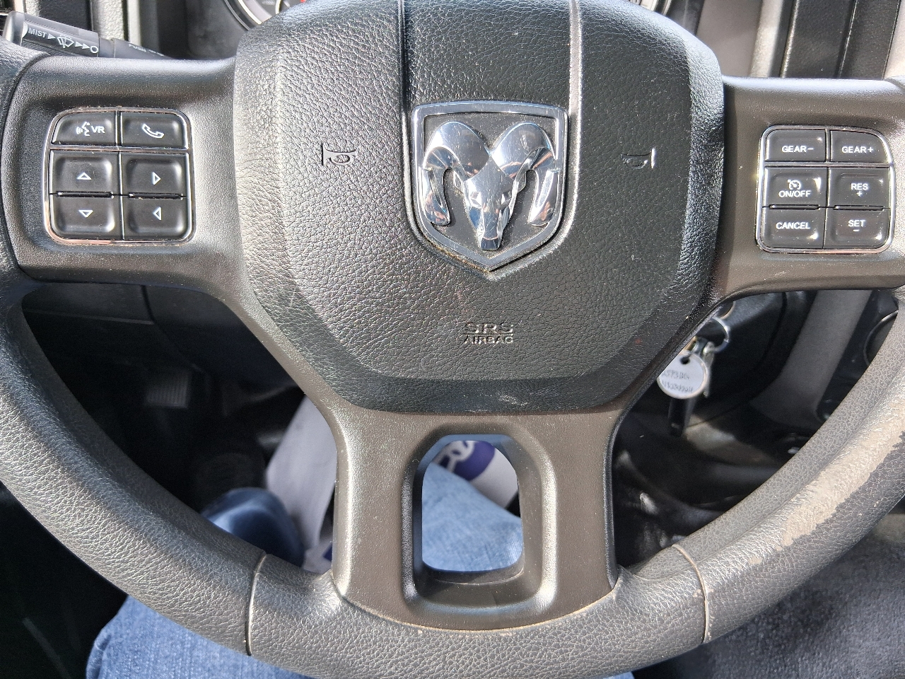 RAM 1500 Classic Tradesman 4x4 Quad Cab 6'4" Box 2022