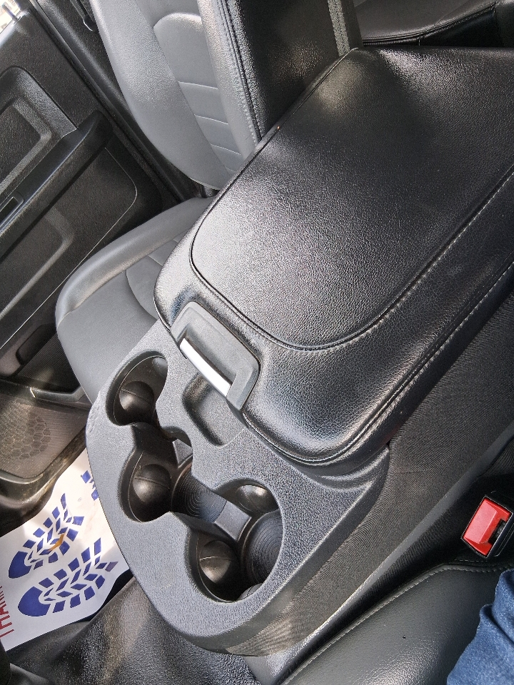 RAM 1500 Classic Tradesman 4x4 Quad Cab 6'4" Box 2022