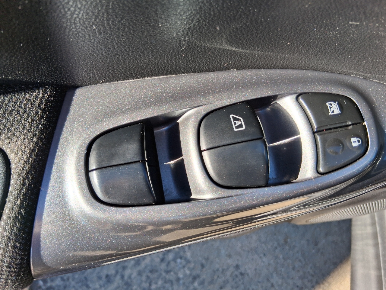 Nissan Juke 5dr Wgn CVT S AWD 2014