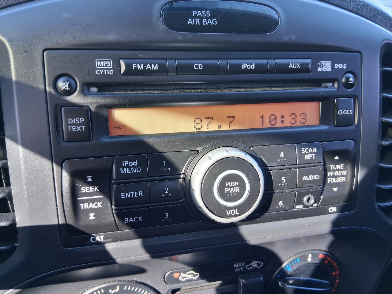 Nissan Juke 5dr Wgn CVT S AWD 2014