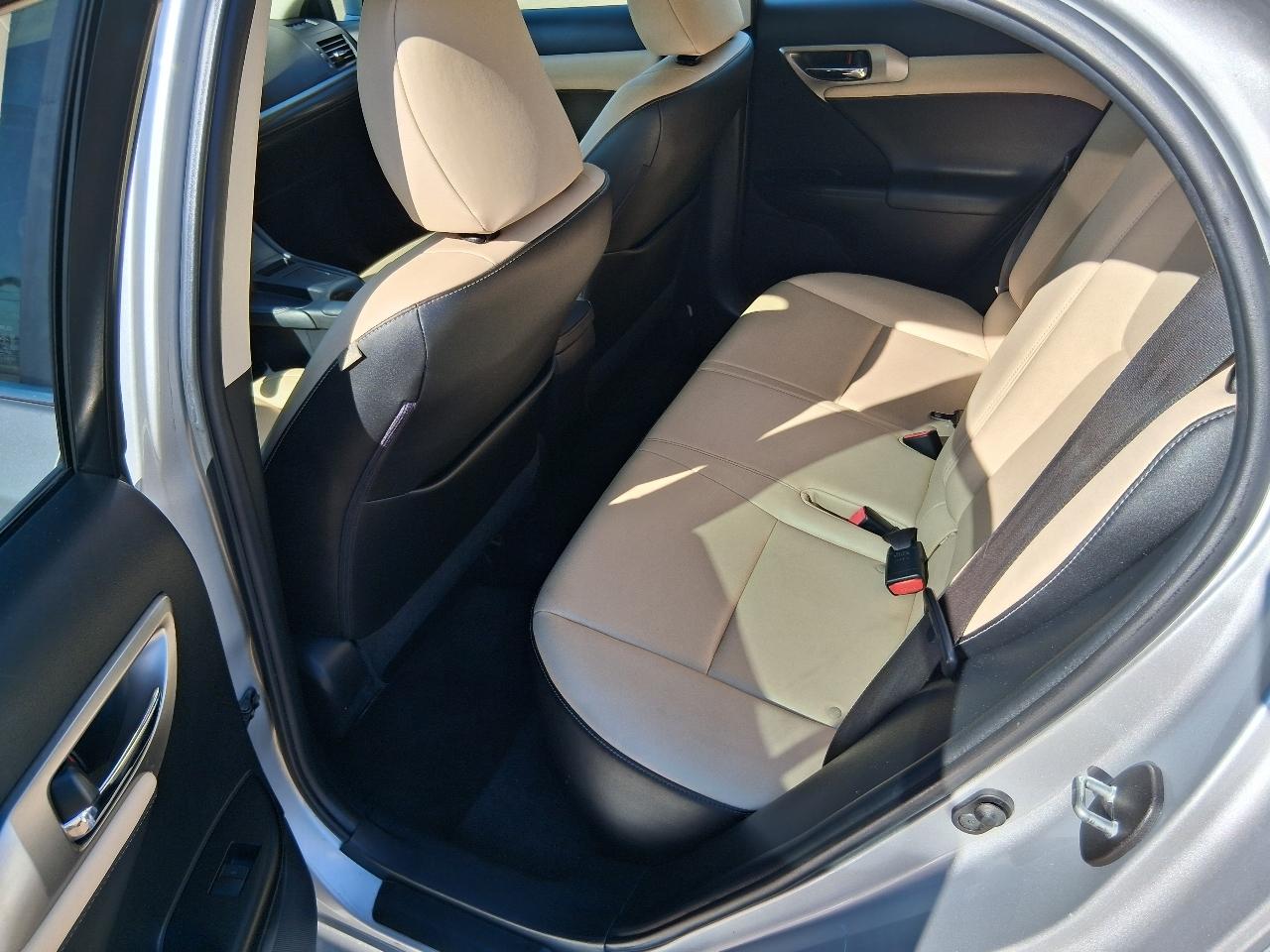 Lexus CT 200h 5dr Sdn Hybrid 2014