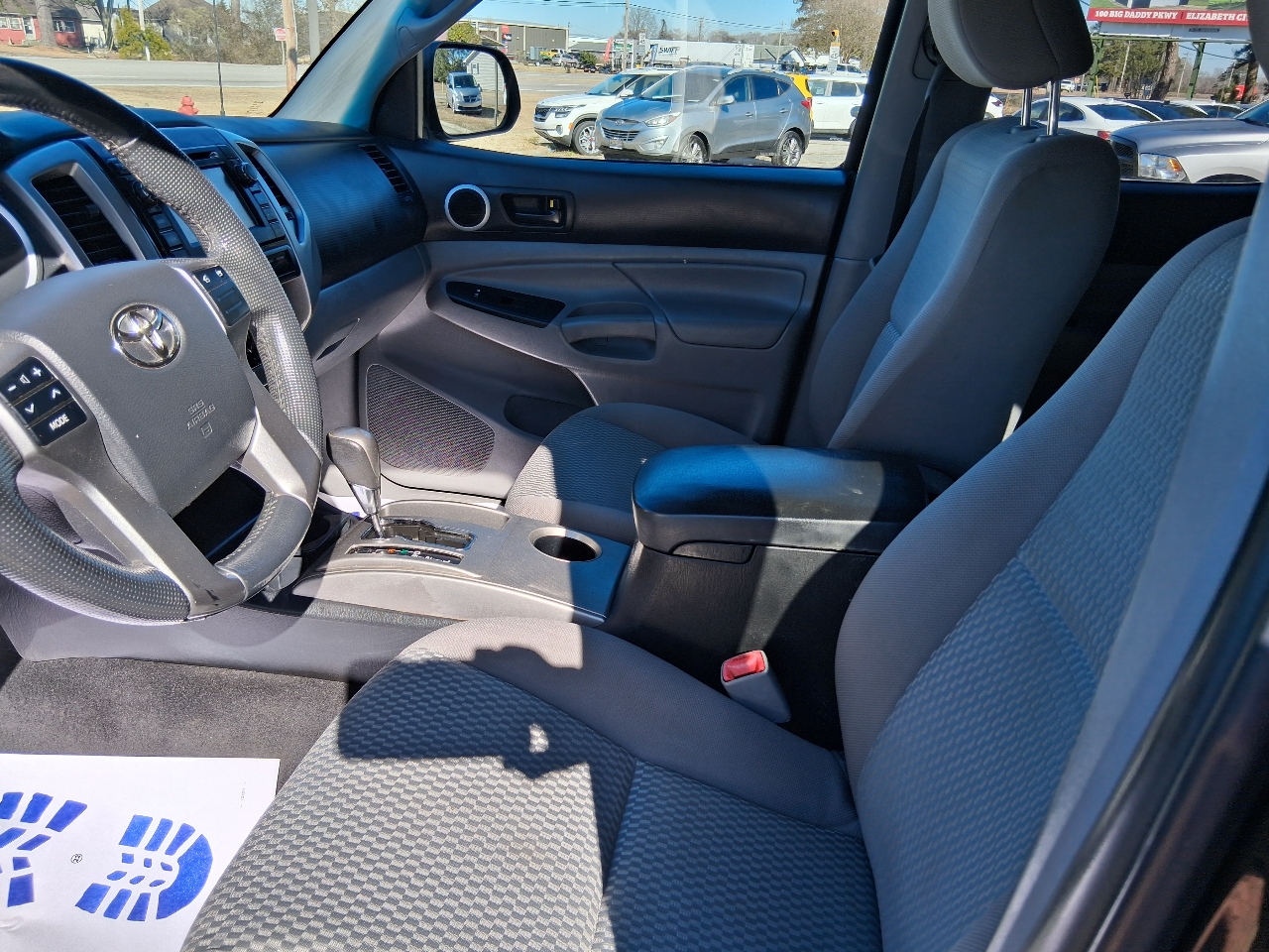 Toyota Tacoma 2WD Double Cab I4 AT PreRunner (Natl) 2013