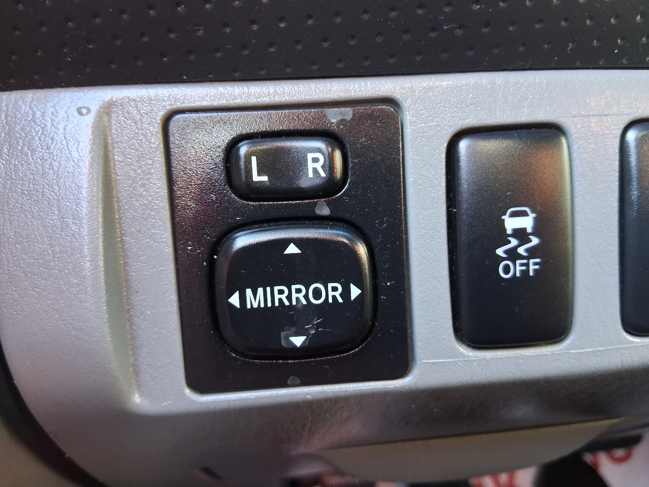 Toyota Tacoma 2WD Double Cab I4 AT PreRunner (Natl) 2013