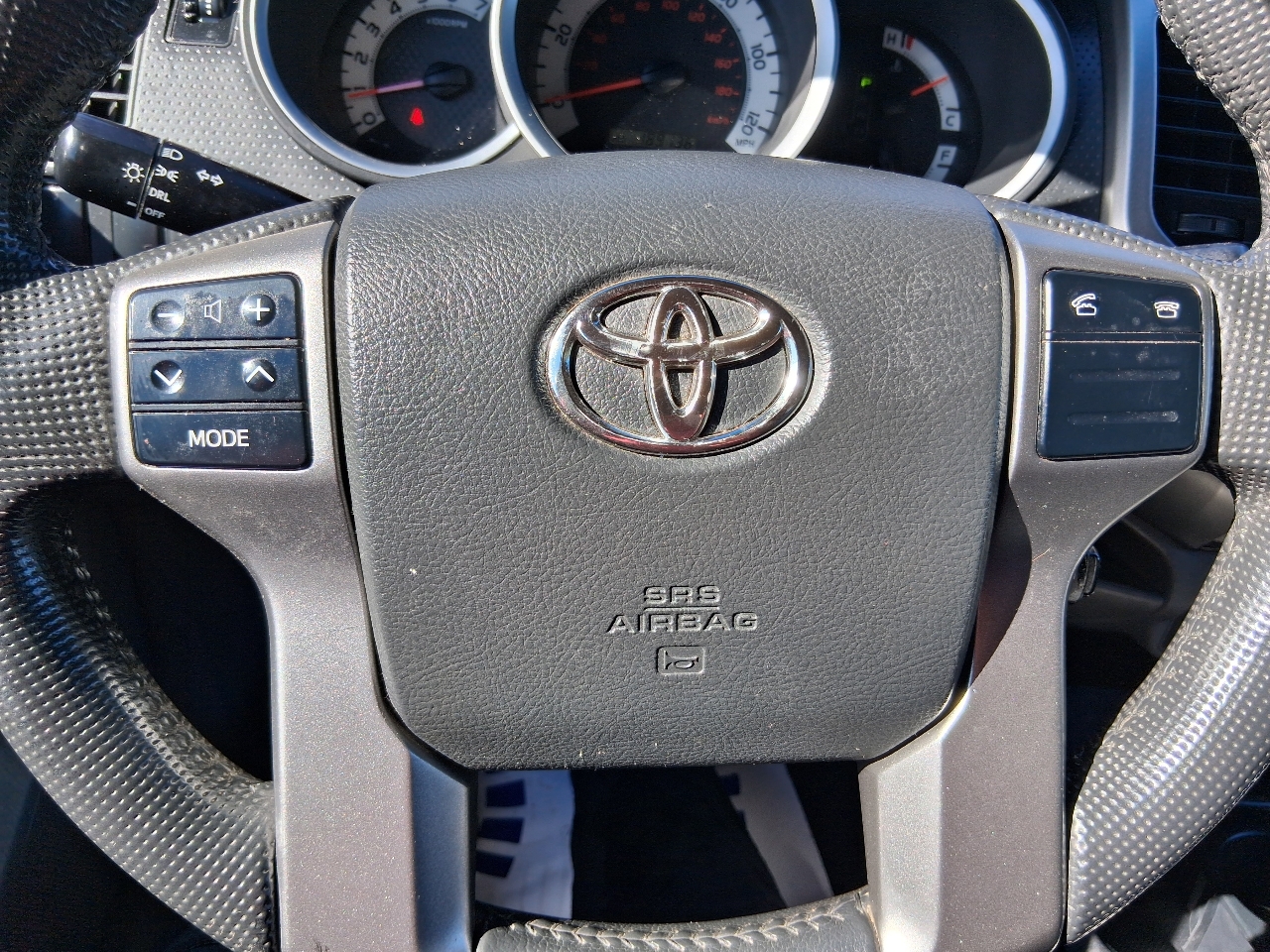 Toyota Tacoma 2WD Double Cab I4 AT PreRunner (Natl) 2013