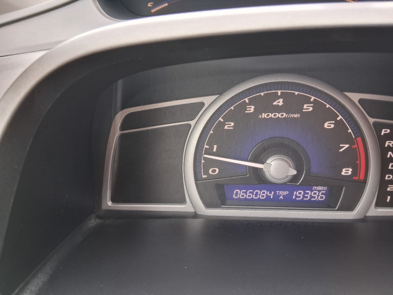 Honda Civic Cpe 2dr Auto LX 2011