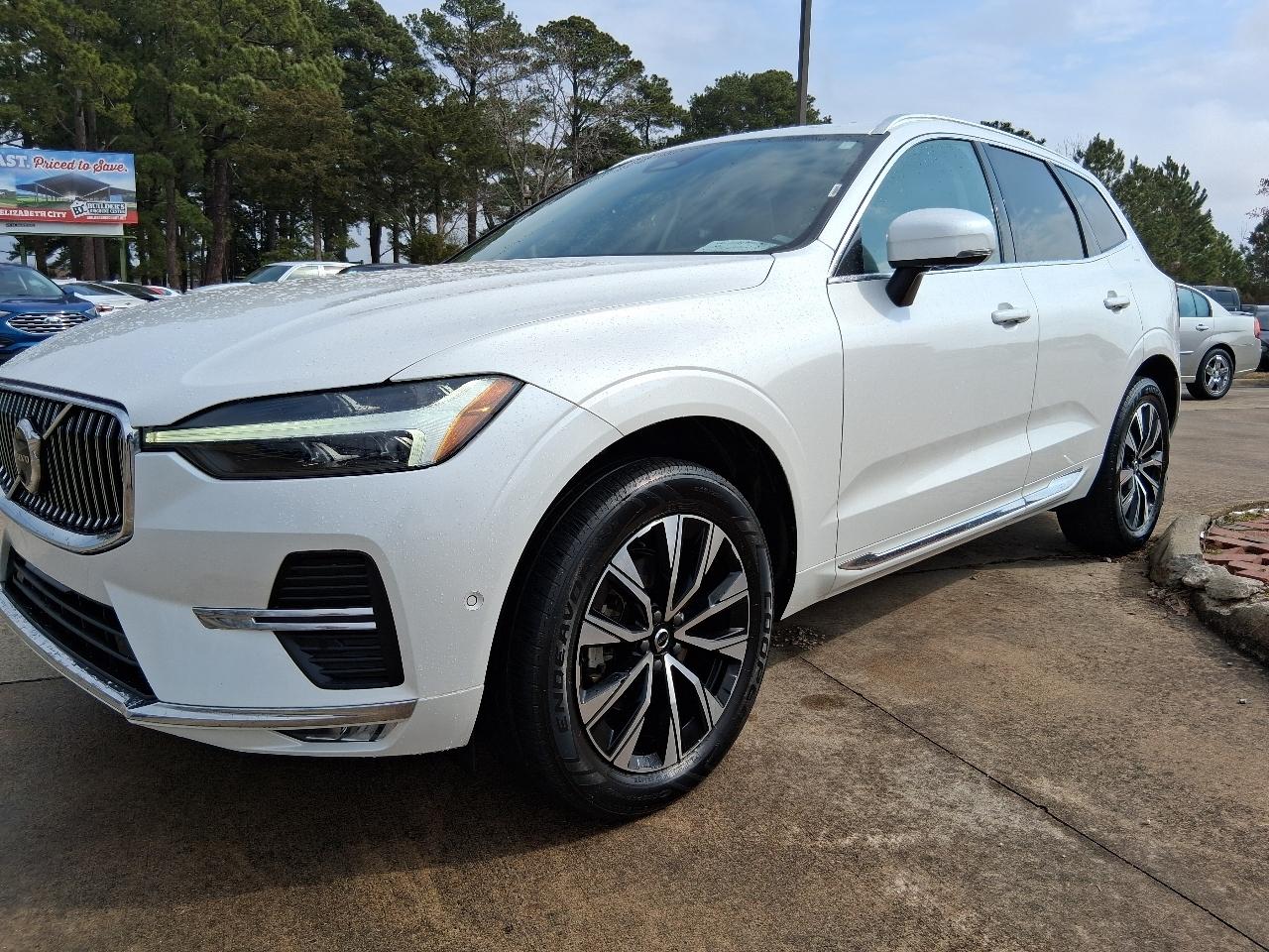 Volvo XC60 B5 AWD Plus Bright Theme 2023