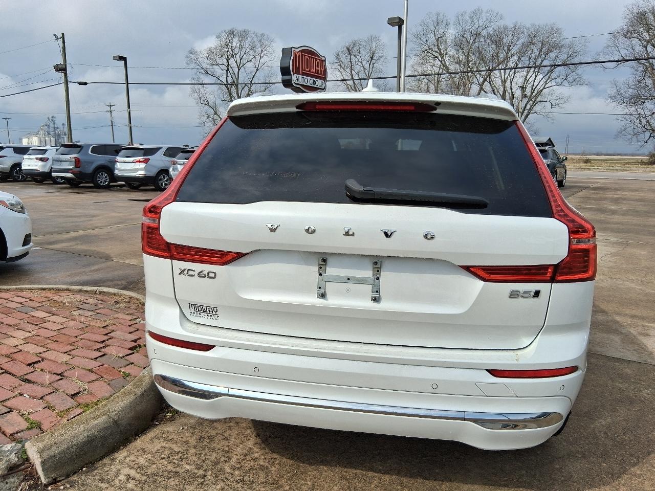 Volvo XC60 B5 AWD Plus Bright Theme 2023