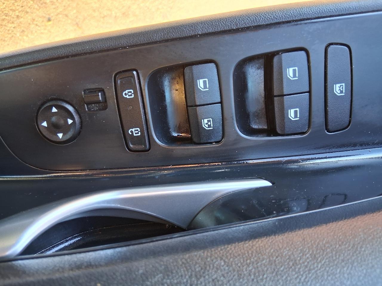 Hyundai Elantra SEL IVT 2021