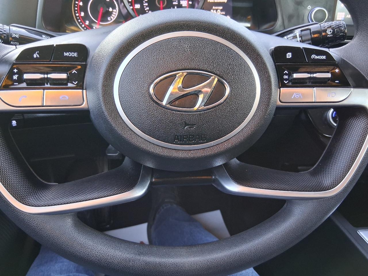 Hyundai Elantra SEL IVT 2021