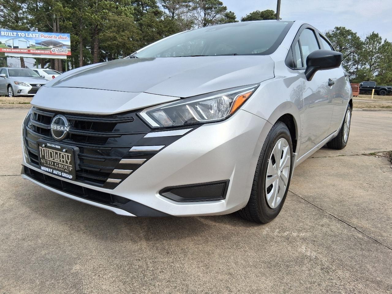 Nissan Versa S CVT 2023