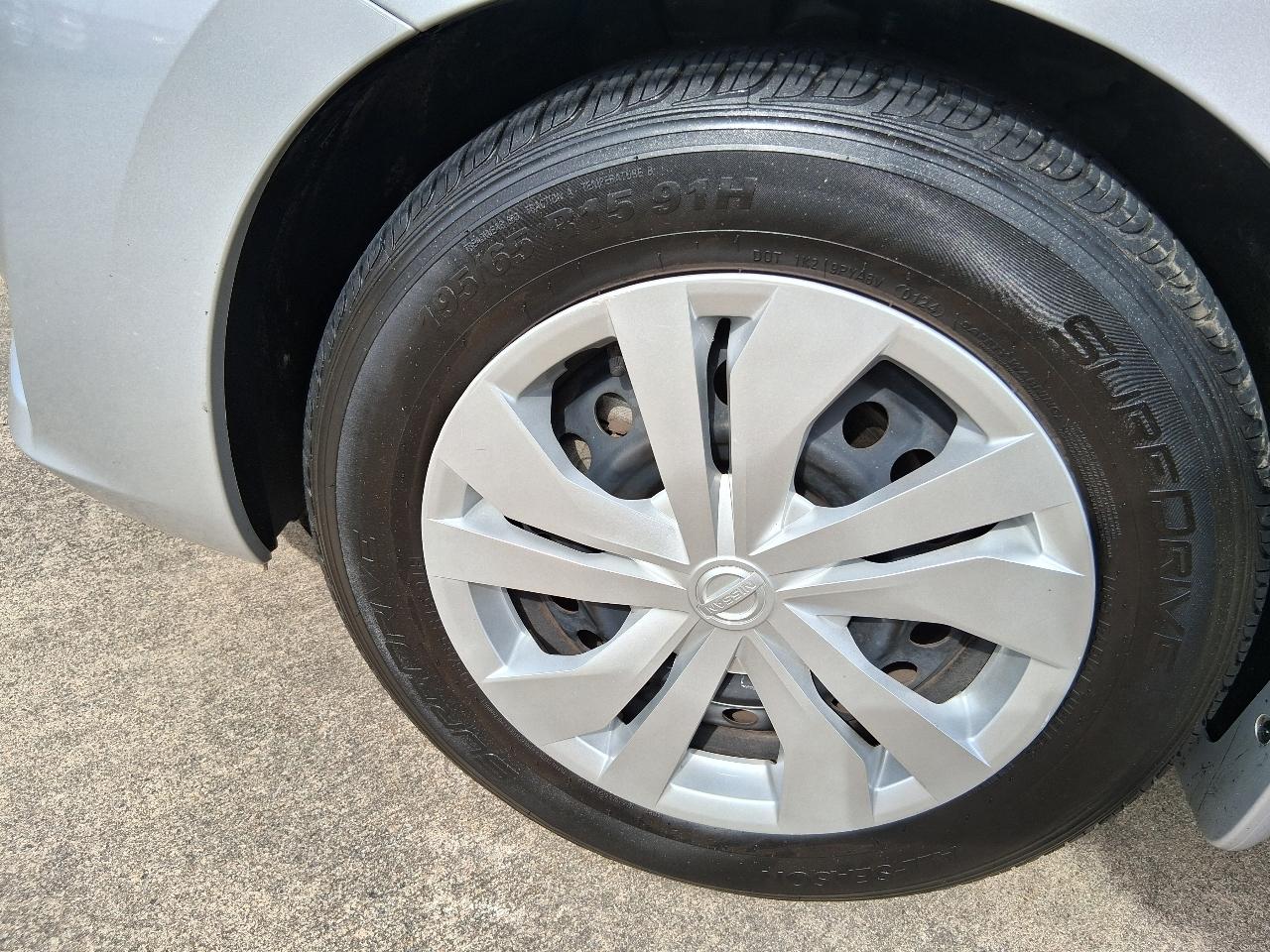 Nissan Versa S CVT 2023