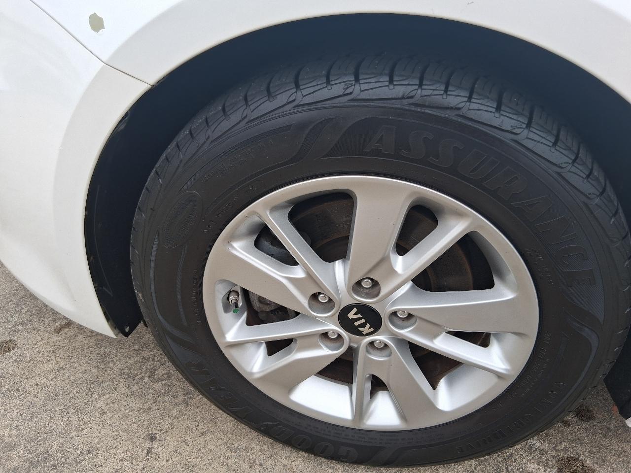 Kia Optima 4dr Sdn LX 2016