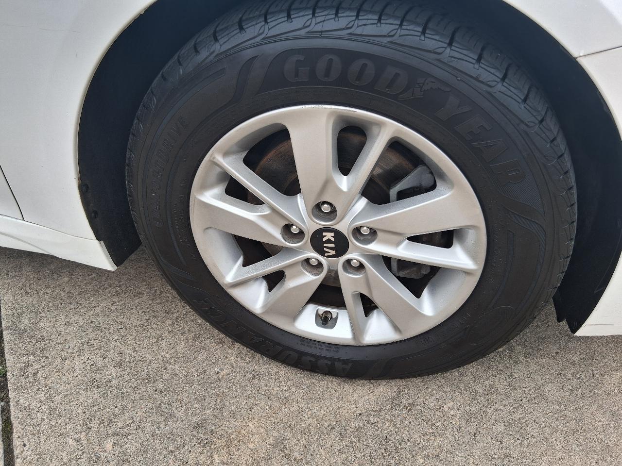 Kia Optima 4dr Sdn LX 2016