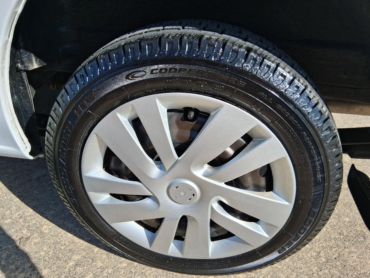 Nissan NV200 Compact Cargo I4 SV 2017