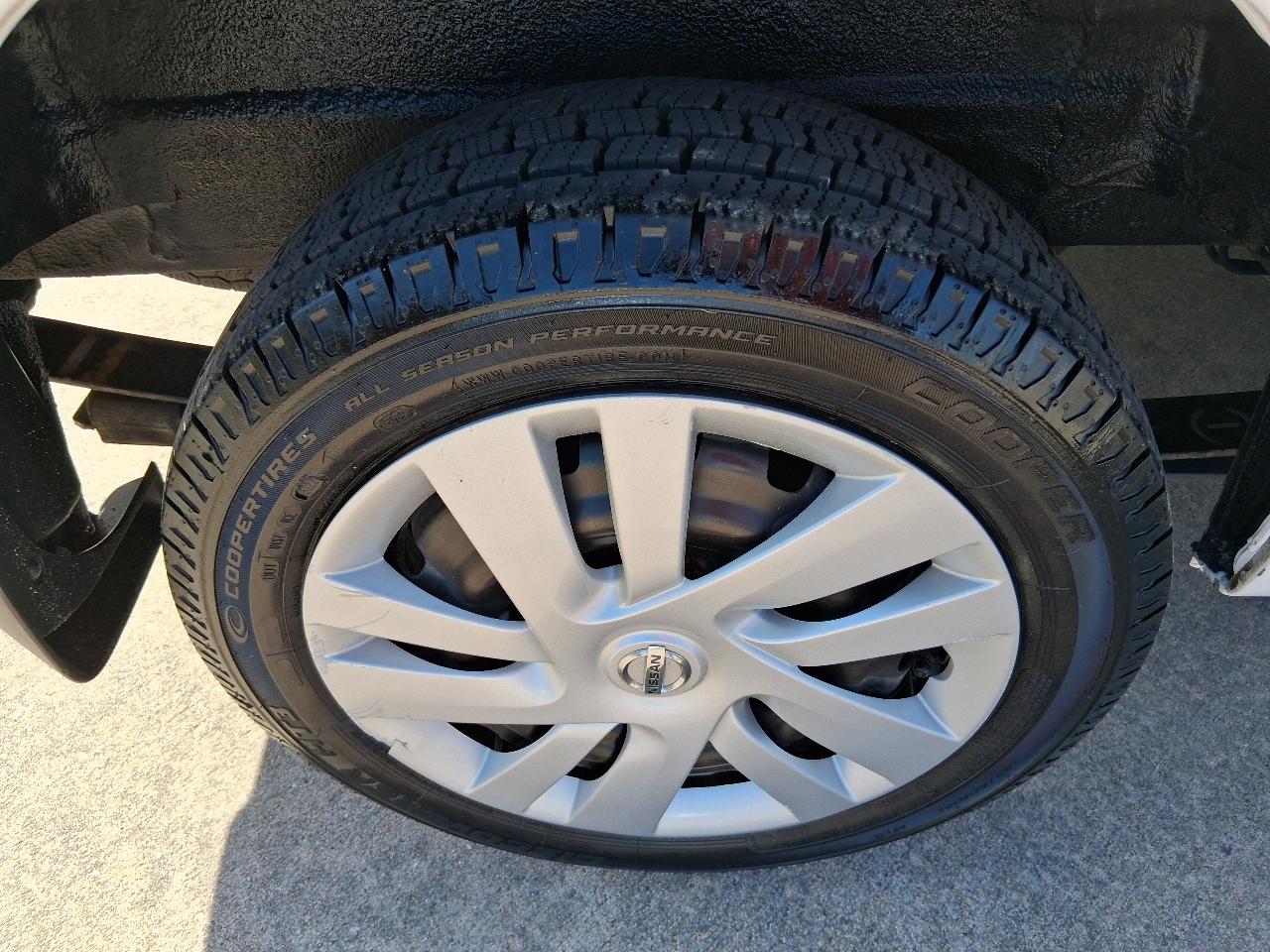 Nissan NV200 Compact Cargo I4 SV 2017