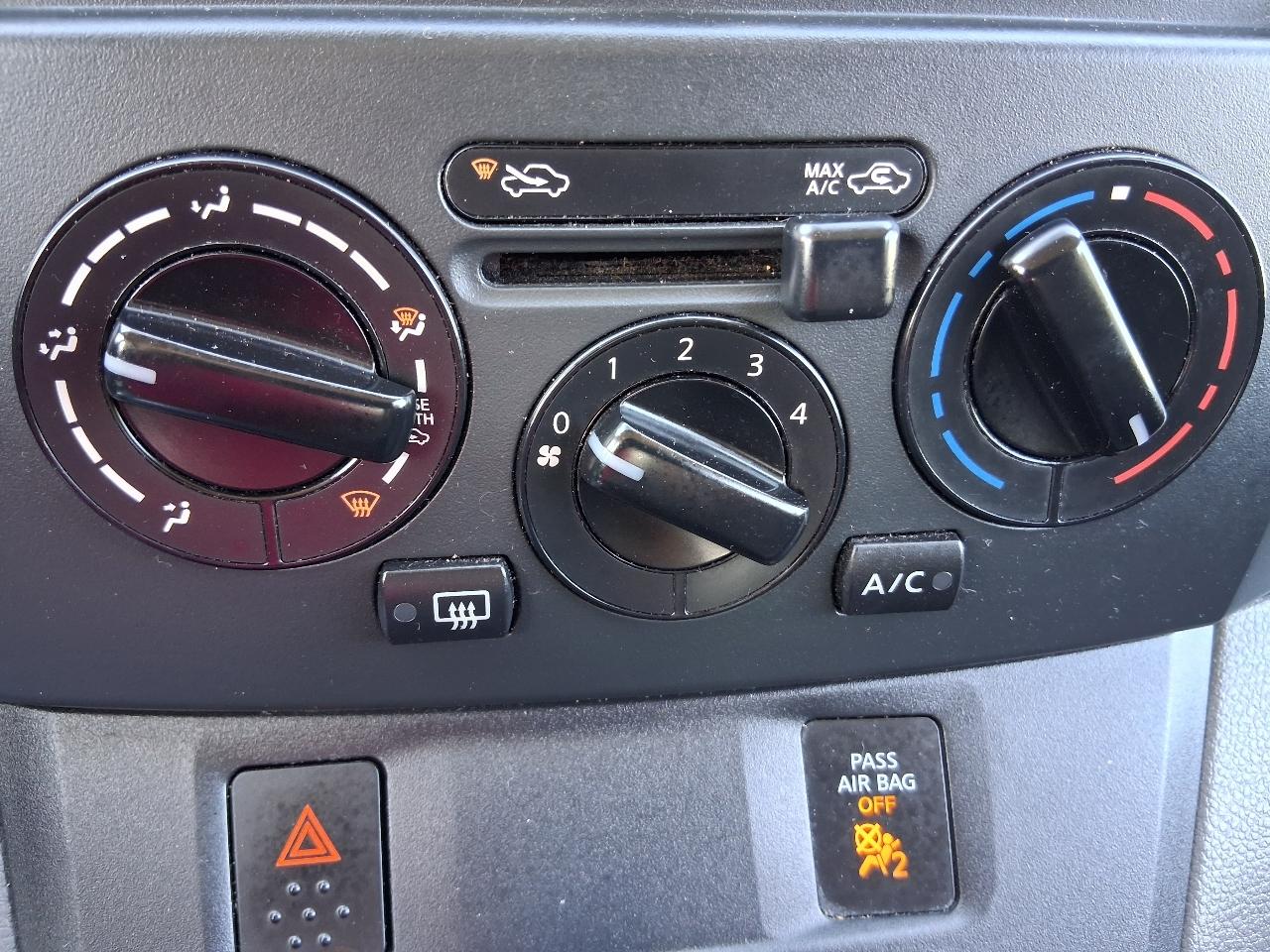 Nissan NV200 Compact Cargo I4 SV 2017