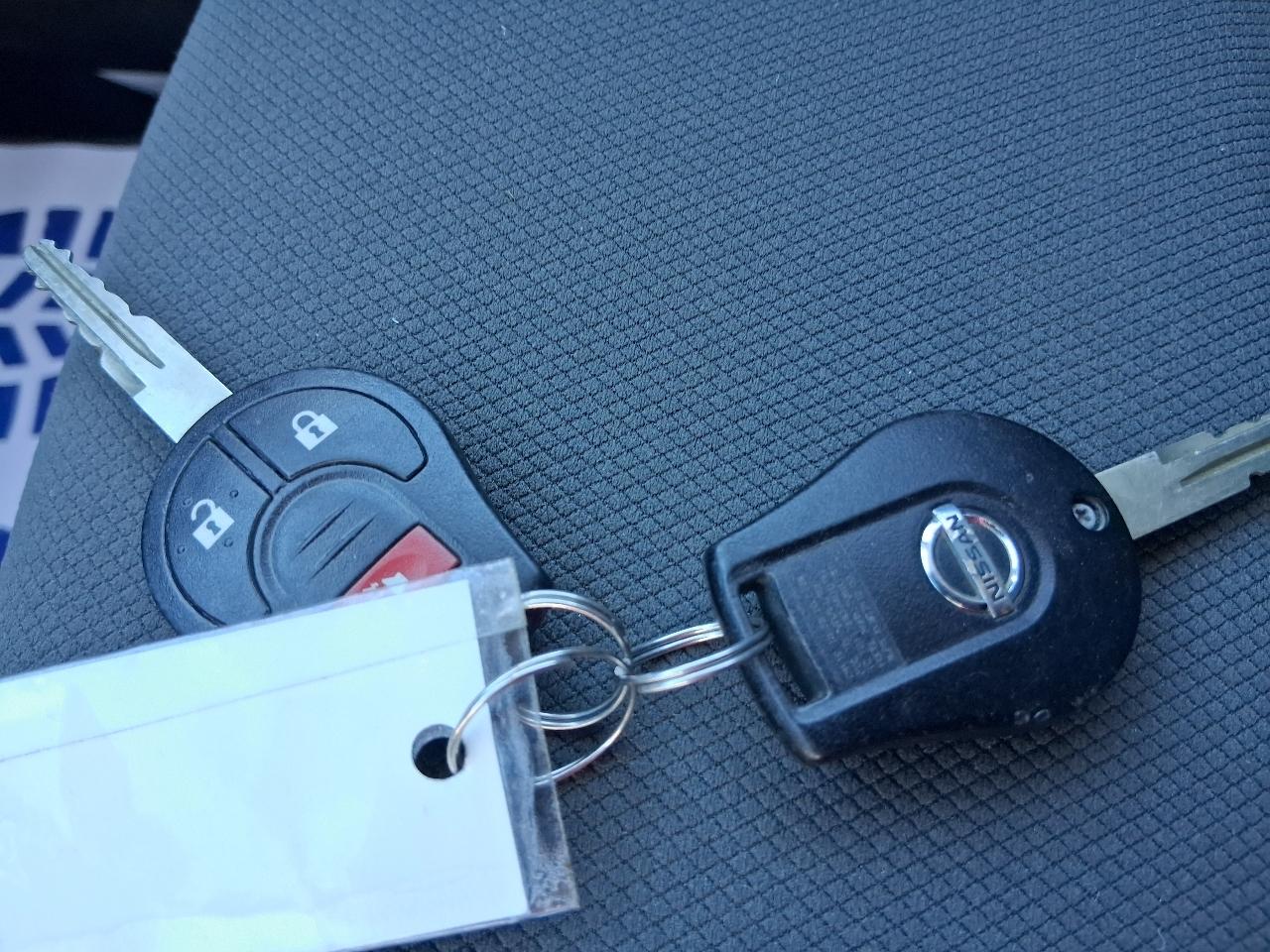 Nissan NV200 Compact Cargo I4 SV 2017