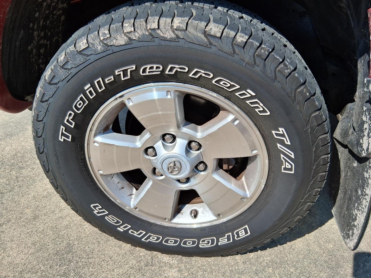 Toyota Tacoma 4WD Access V6 AT (Natl) 2010