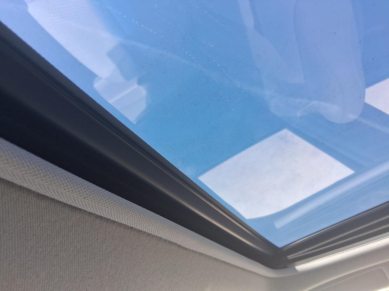 Toyota Camry 4dr Sdn I4 Auto LE (Natl) *Ltd Avail* 2012