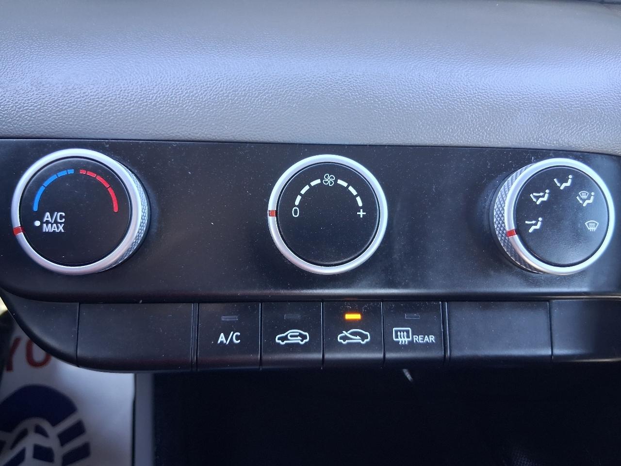 Hyundai Elantra SE IVT 2024