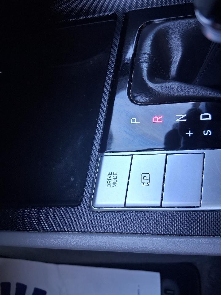 Hyundai Elantra SE IVT 2024