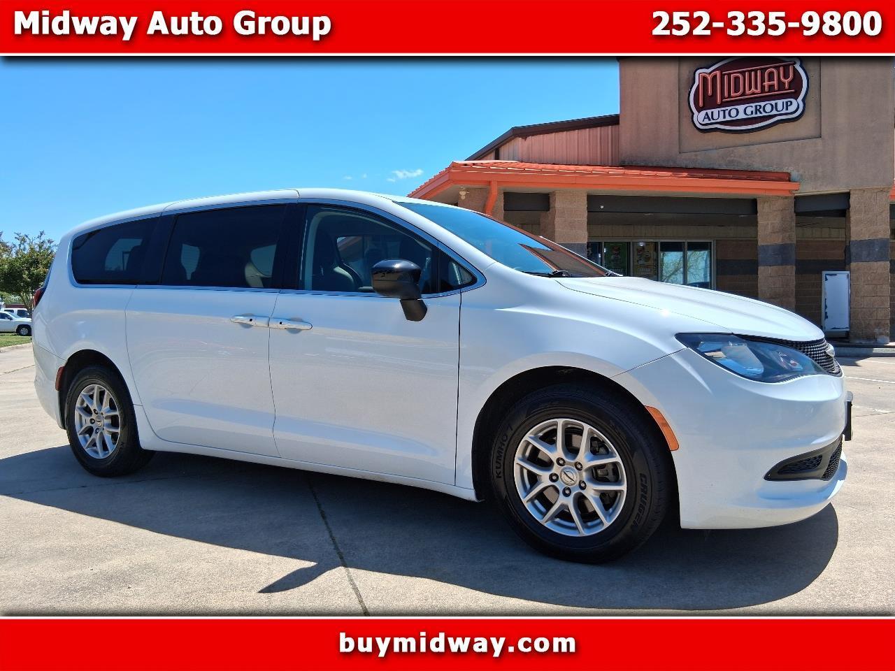2024 Chrysler Voyager LX FWD