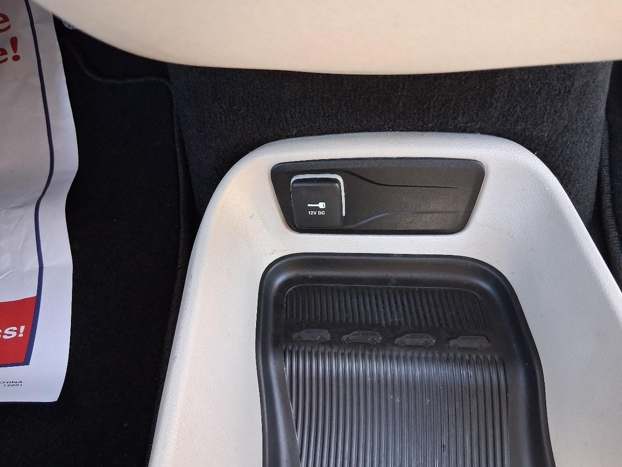 Chrysler Voyager LX FWD 2024