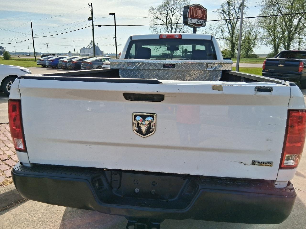 RAM 1500 Classic Tradesman 4x2 Reg Cab 8' Box 2019