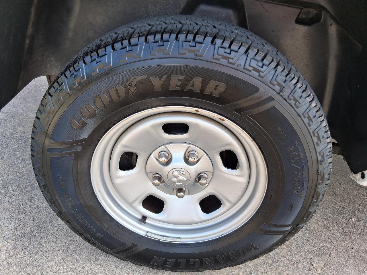 RAM 1500 Classic Tradesman 4x2 Reg Cab 8' Box 2019