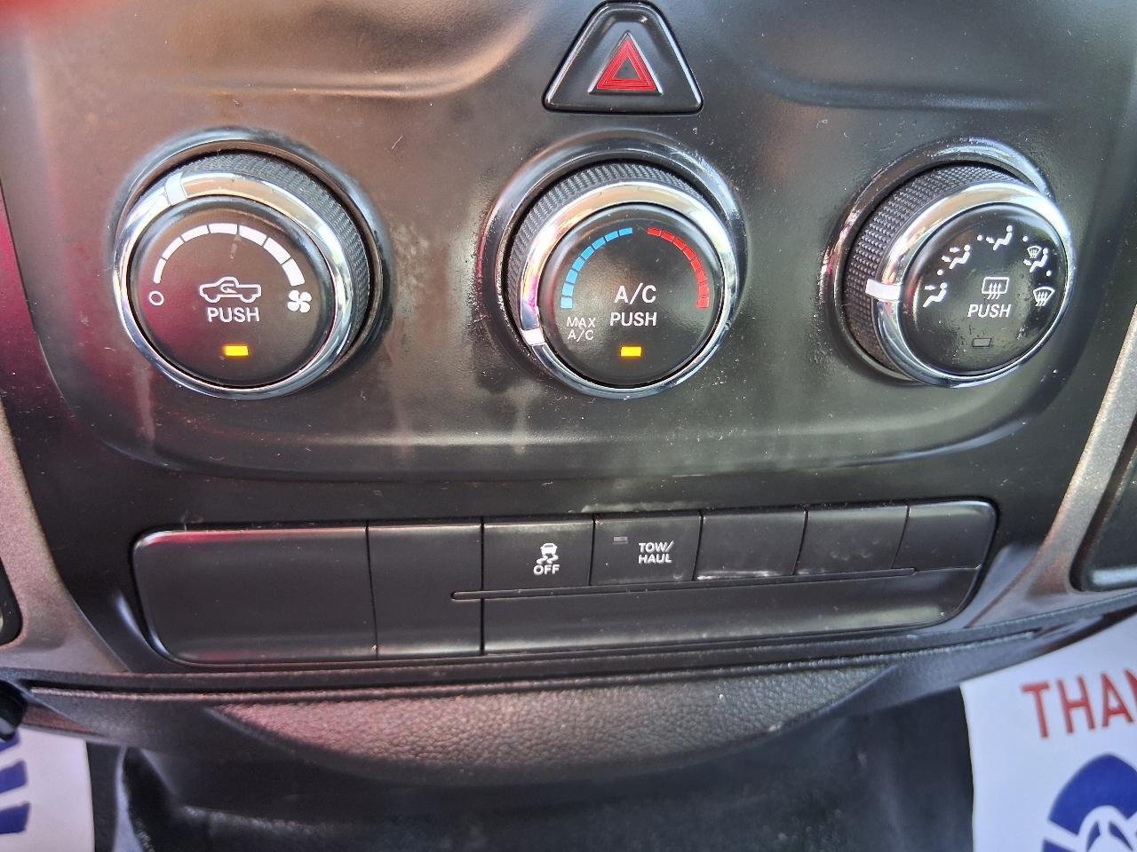 RAM 1500 Classic Tradesman 4x2 Reg Cab 8' Box 2019