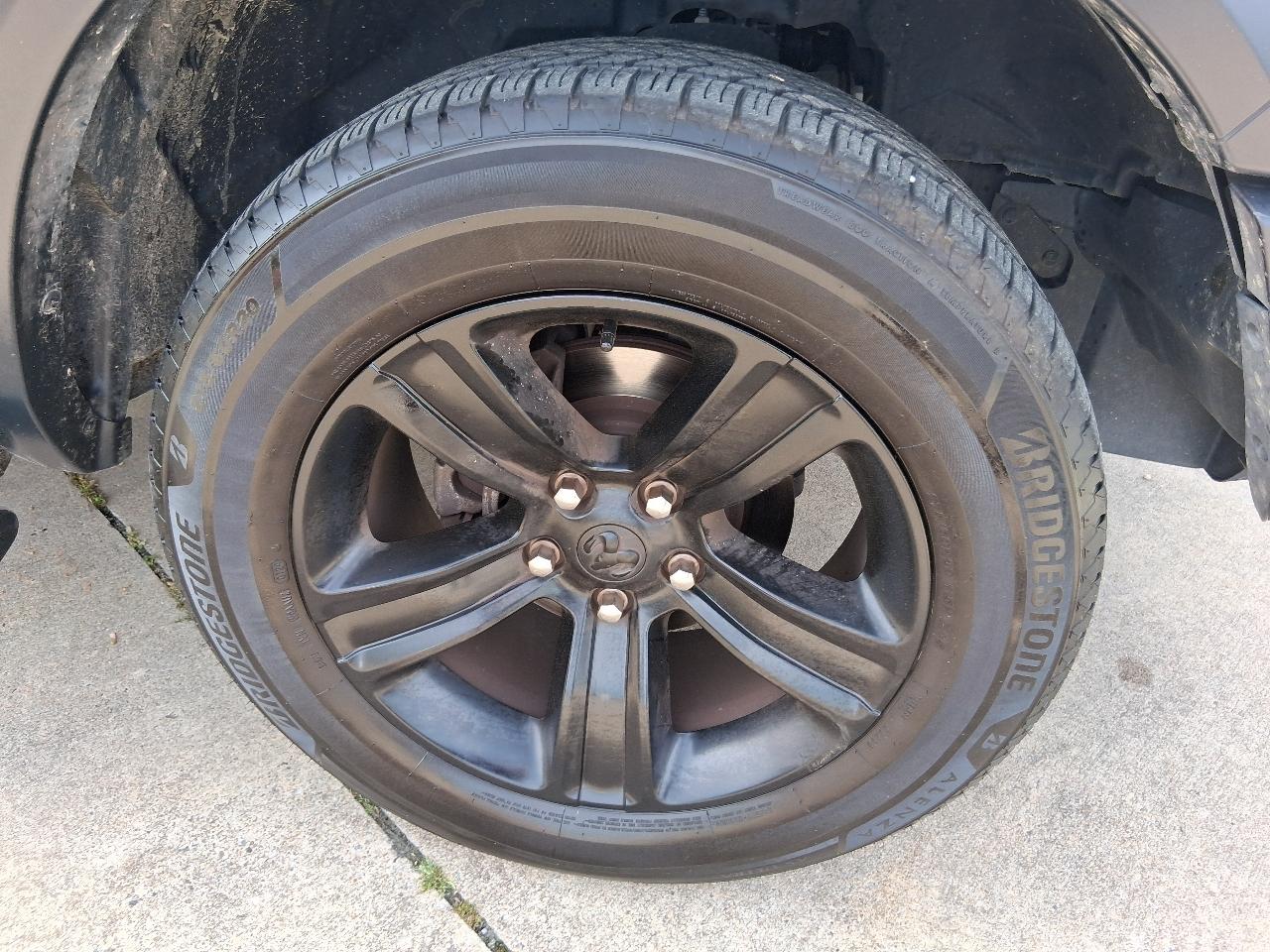 RAM 1500 Classic Warlock 4x4 Crew Cab 5'7" Box 2022