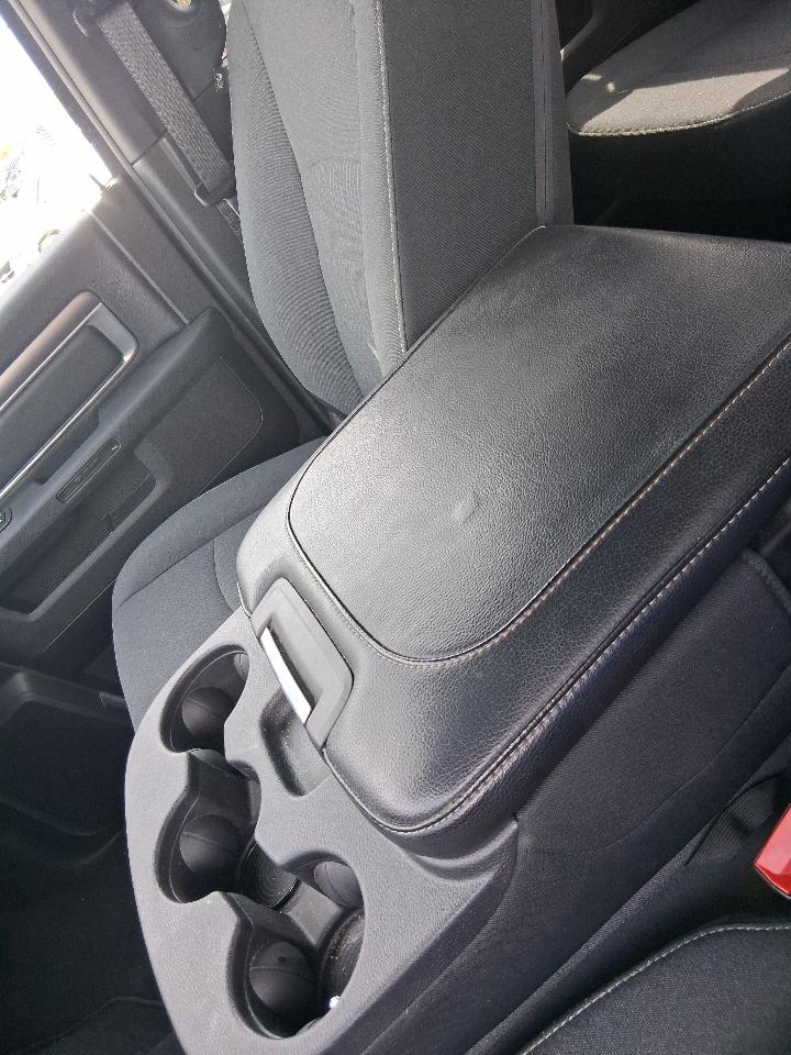 RAM 1500 Classic Warlock 4x4 Crew Cab 5'7" Box 2022