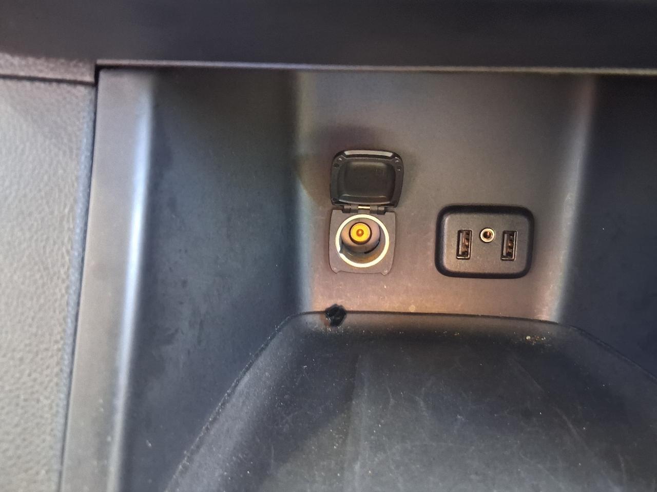 GMC Acadia AWD 4dr SLE w/SLE-1 2019