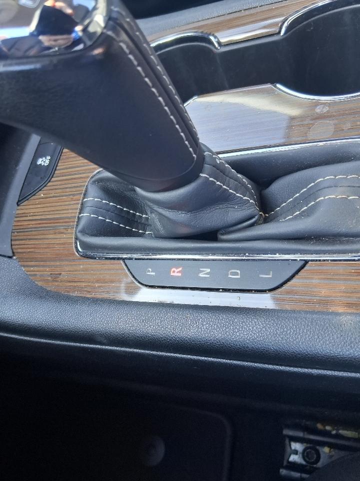 GMC Acadia AWD 4dr SLE w/SLE-1 2019