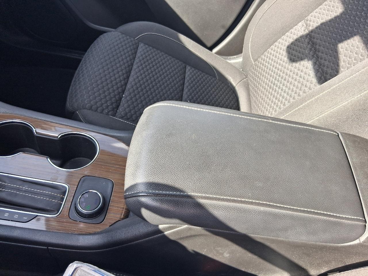 GMC Acadia AWD 4dr SLE w/SLE-1 2019