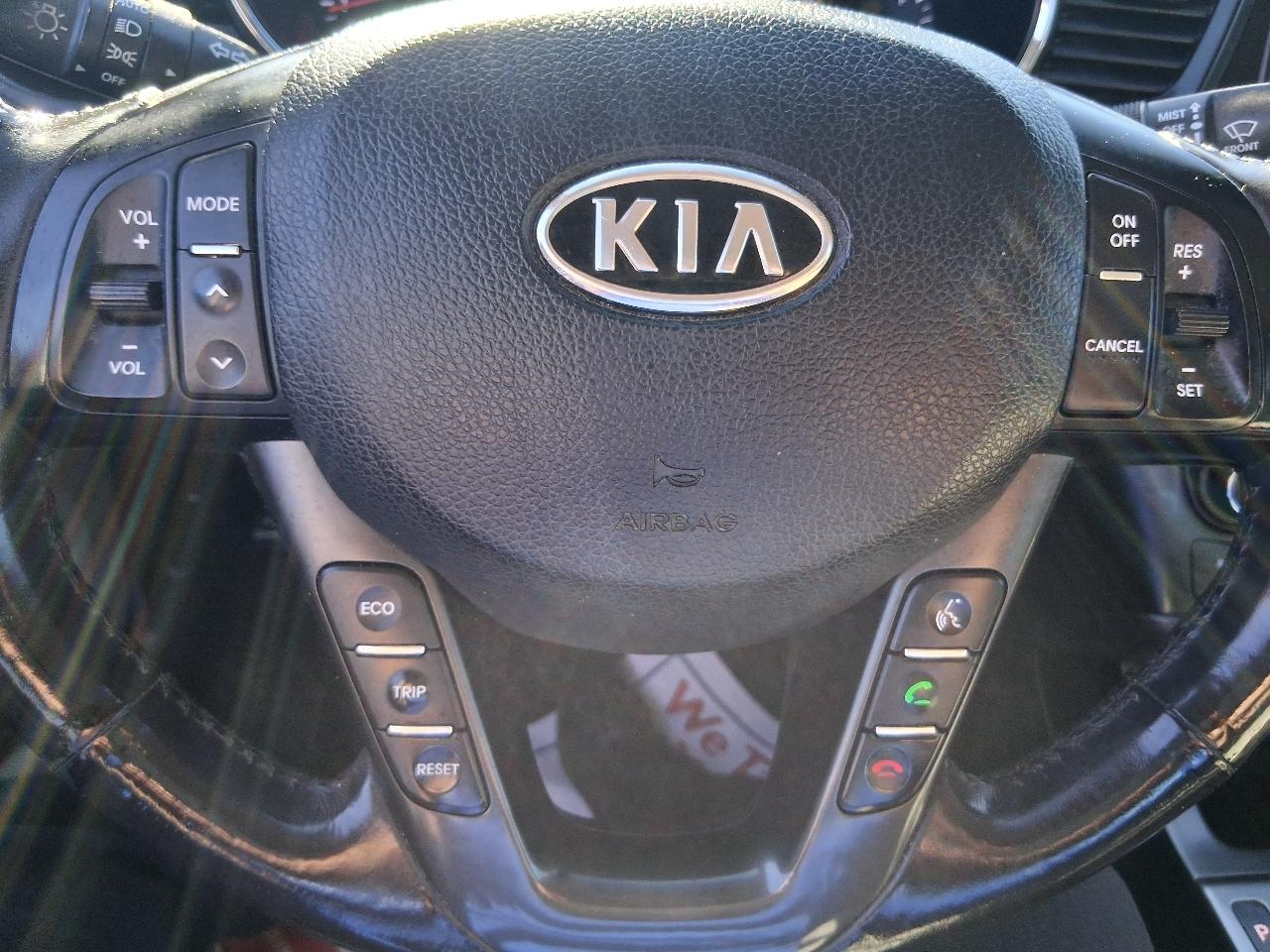 Kia Optima 4dr Sdn 2.4L Auto EX 2011