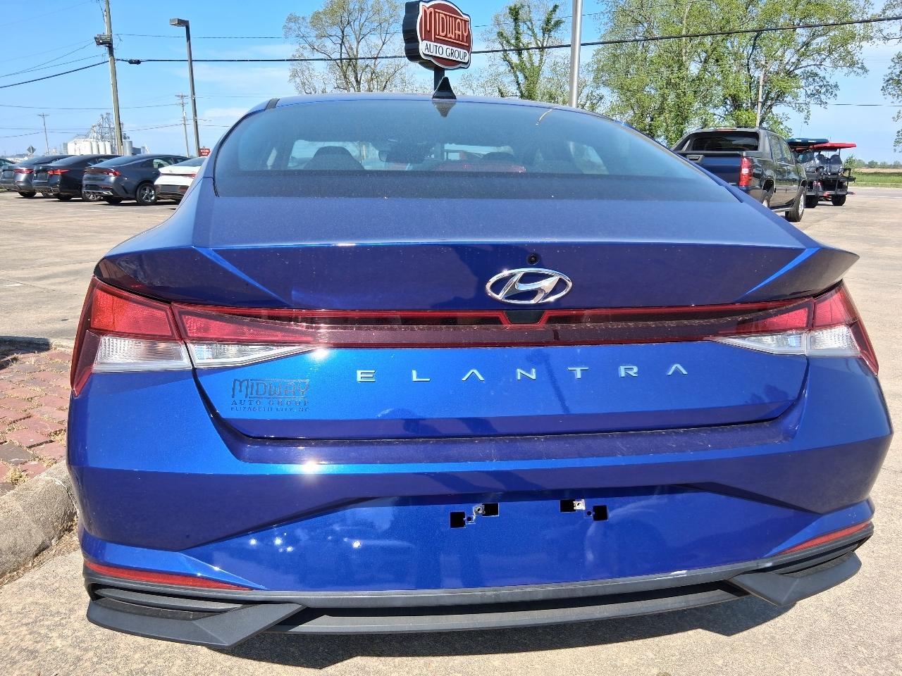 Hyundai Elantra SE IVT 2021