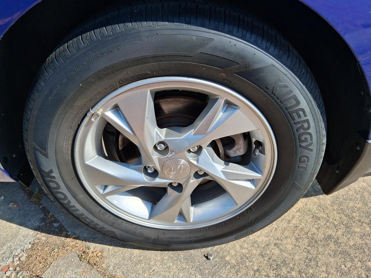 Hyundai Elantra SE IVT 2021