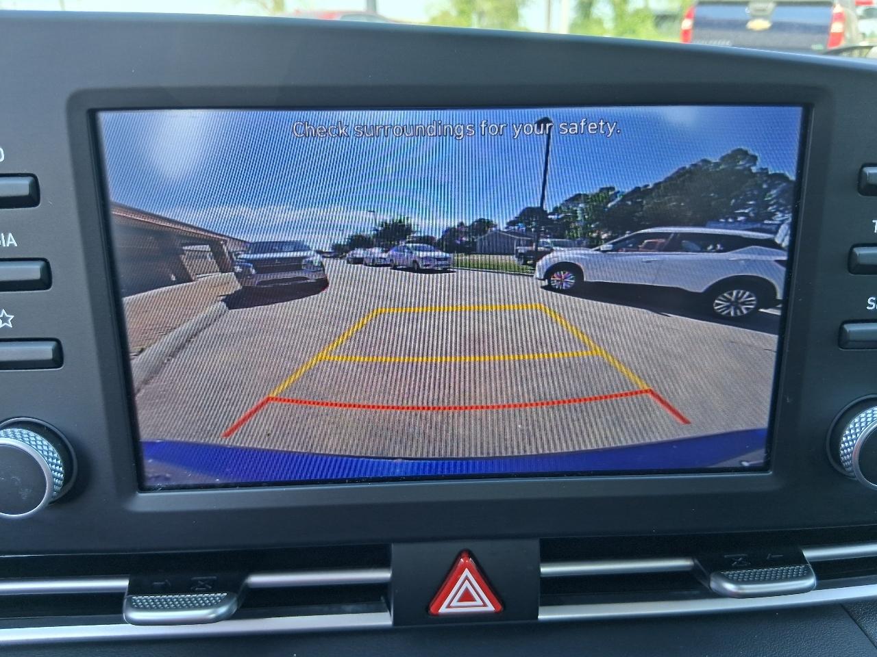 Hyundai Elantra SE IVT 2021