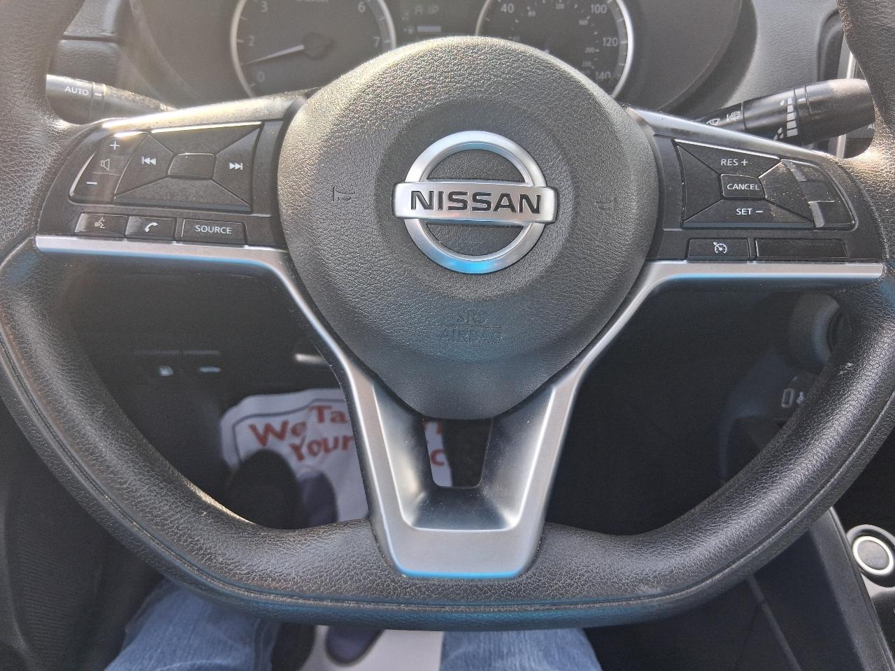 Nissan Versa S CVT 2020