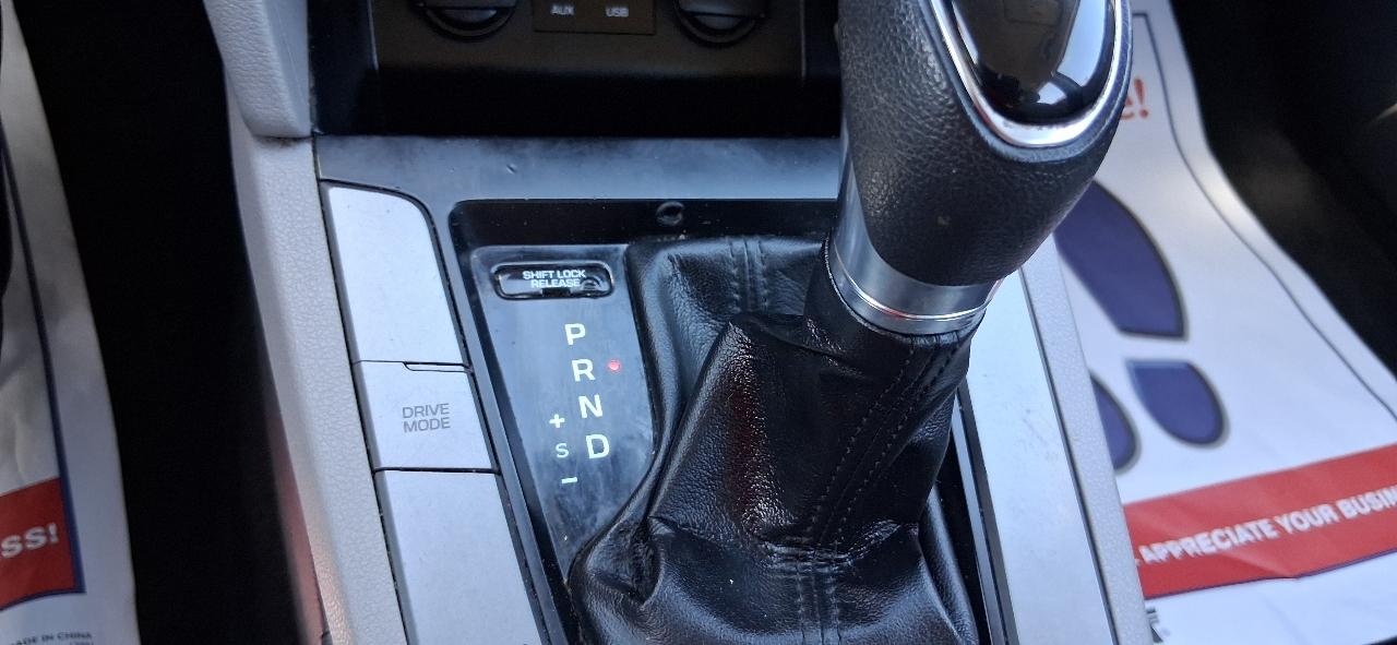 Hyundai Elantra SEL IVT 2020