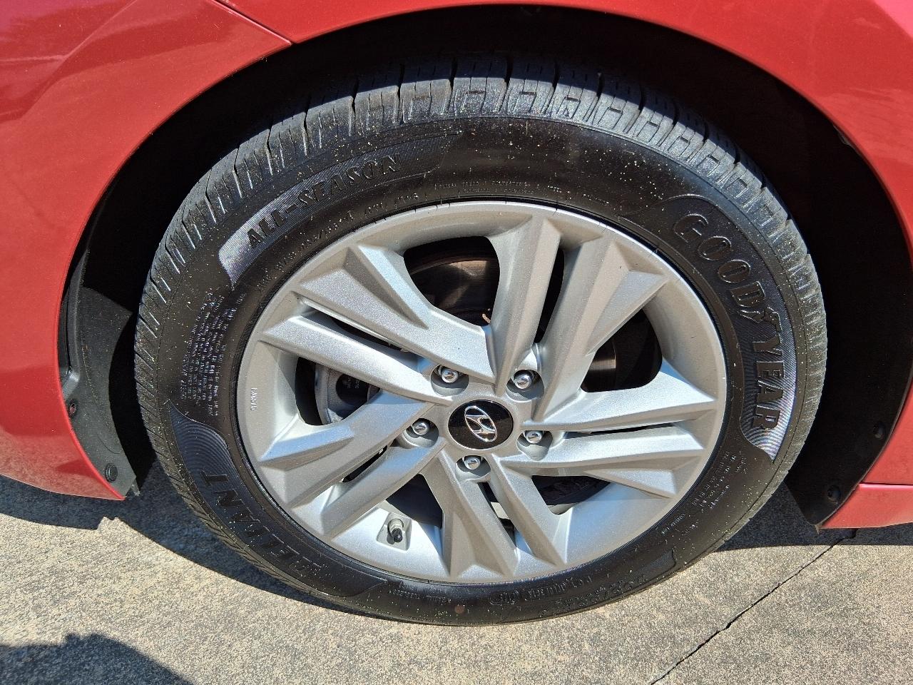 Hyundai Elantra SEL IVT SULEV 2020