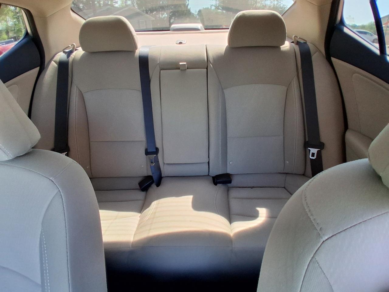 Kia Optima 4dr Sdn LX 2013