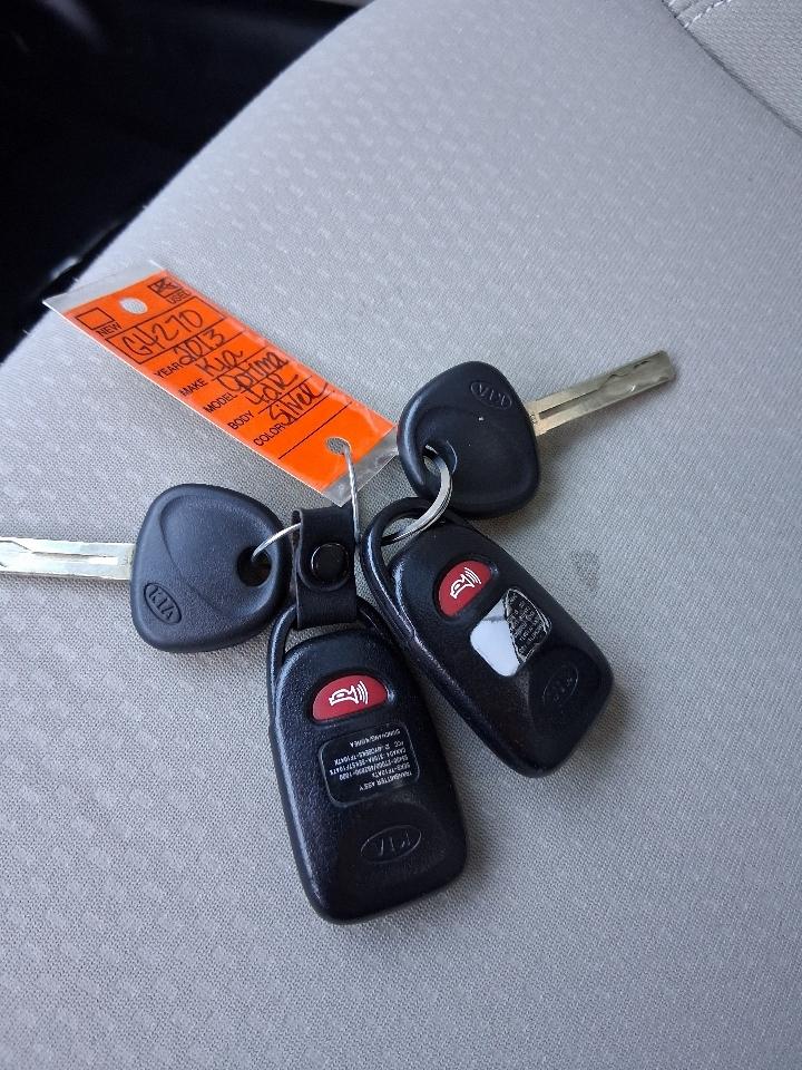 Kia Optima 4dr Sdn LX 2013