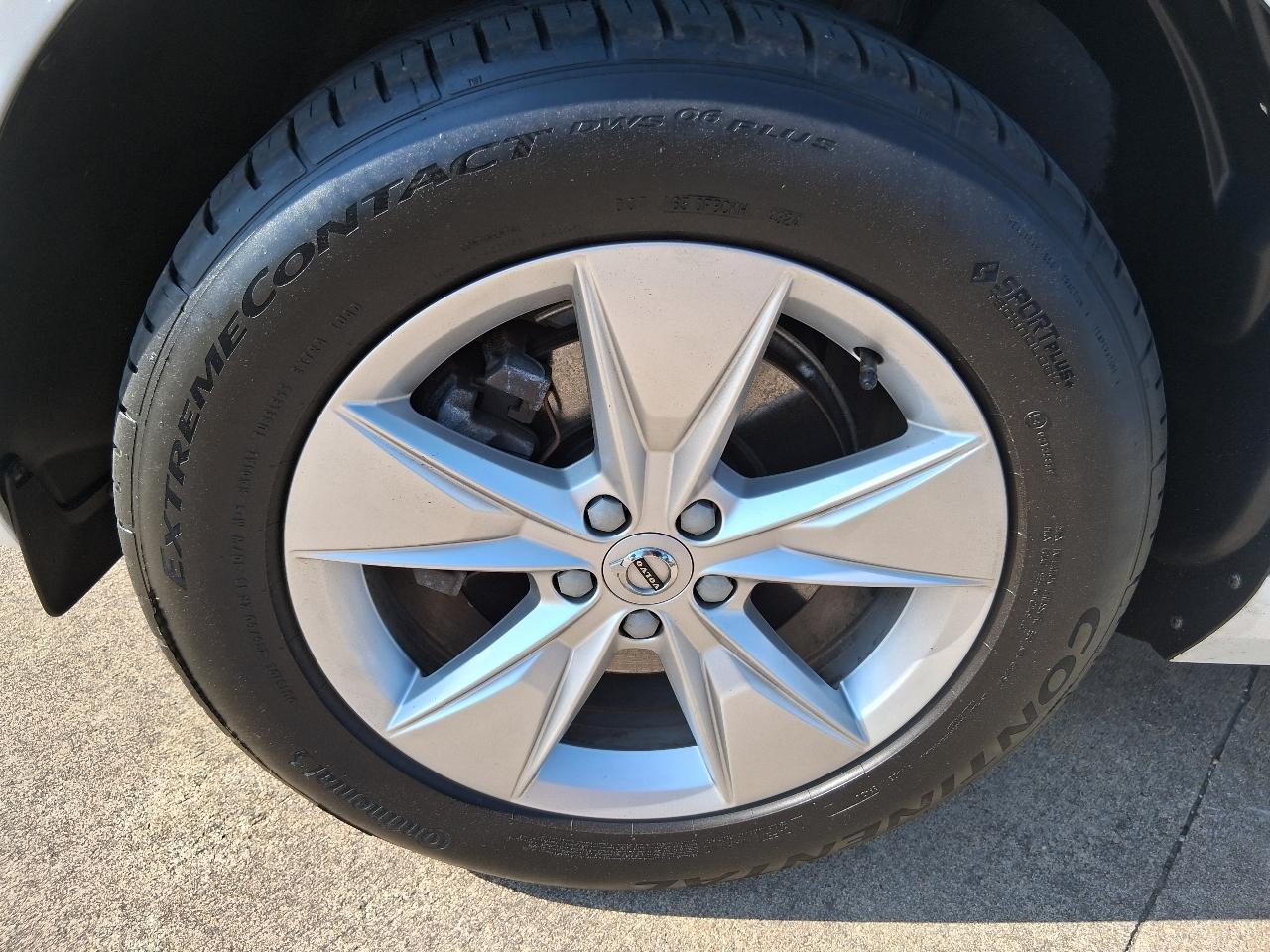 Volvo XC60 B5 FWD Momentum 2022