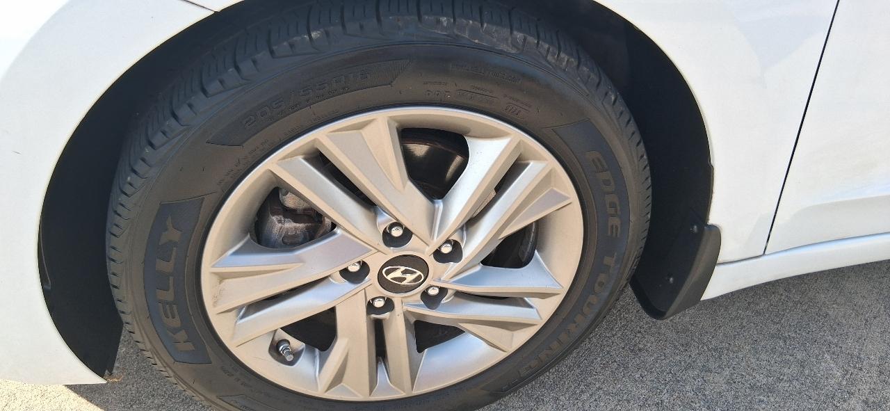 Hyundai Elantra SEL Auto 2019