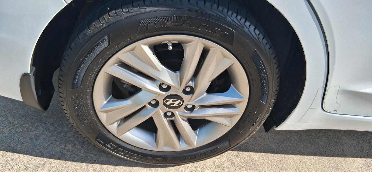 Hyundai Elantra SEL Auto 2019
